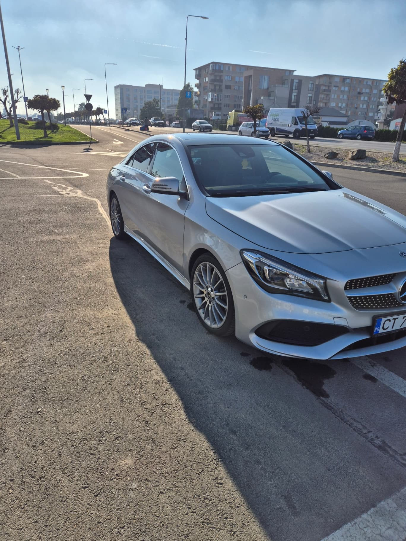 Imagine 1/5: Mercedes Benz CLA 220 4Matic | Mercedes-Benz CLA | Preț: 22.500 EUR | Locație: Constanța, Constanța Mercedes Benz CLA 220 4Matic - Mercedes-Benz - CLA - anul 2019 - Constanța, Constanța - 22.500 EUR - imagine 1 din 5 - mașină second hand