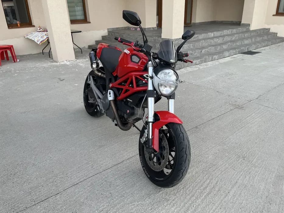 Imagine 1/6: Ducati monster 696 | Ducati | Preț: 4.000 EUR | Locație: Târgu Jiu, Gorj Ducati monster 696 - Ducati - anul 2008 - Târgu Jiu, Gorj - 4.000 EUR - imagine 1 din 6 - motocicletă second hand