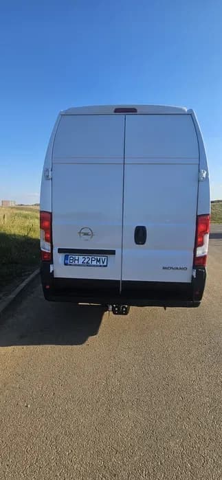 Imagine 1/7: Opel Movano 2022 TVA deductibil sau schimb | Opel | Preț: 19.800 EUR | Locație: Oradea, Bihor Opel Movano 2022 TVA deductibil sau schimb - Opel - anul 2022 - Oradea, Bihor - 19.800 EUR - imagine 1 din 7 - mașină second hand