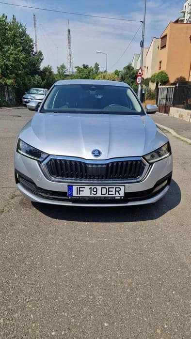 Imagine 1/9: Vând Skoda Octavia 4 sau schimb cu masina de 7 locuri dupa 2019 | Skoda Octavia | Preț: 15.780 EUR | Locație: București, București Vând Skoda Octavia 4 sau schimb cu masina de 7 locuri dupa 2019 - Skoda - Octavia - anul 2020 - București, București - 15.780 EUR - imagine 1 din 9 - mașină second hand