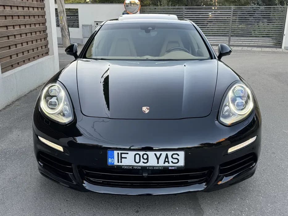 Imagine 1/8: Porsche Panamera Exclusiv Facelift 3.0d •Soft Close•Trapa•Variante | Porsche Panamera | Preț: 27.500 EUR | Locație: Sector 1, București Porsche Panamera Exclusiv Facelift 3.0d •Soft Close•Trapa•Variante - Porsche - Panamera - anul 2014 - Sector 1, București - 27.500 EUR - imagine 1 din 8 - mașină second hand