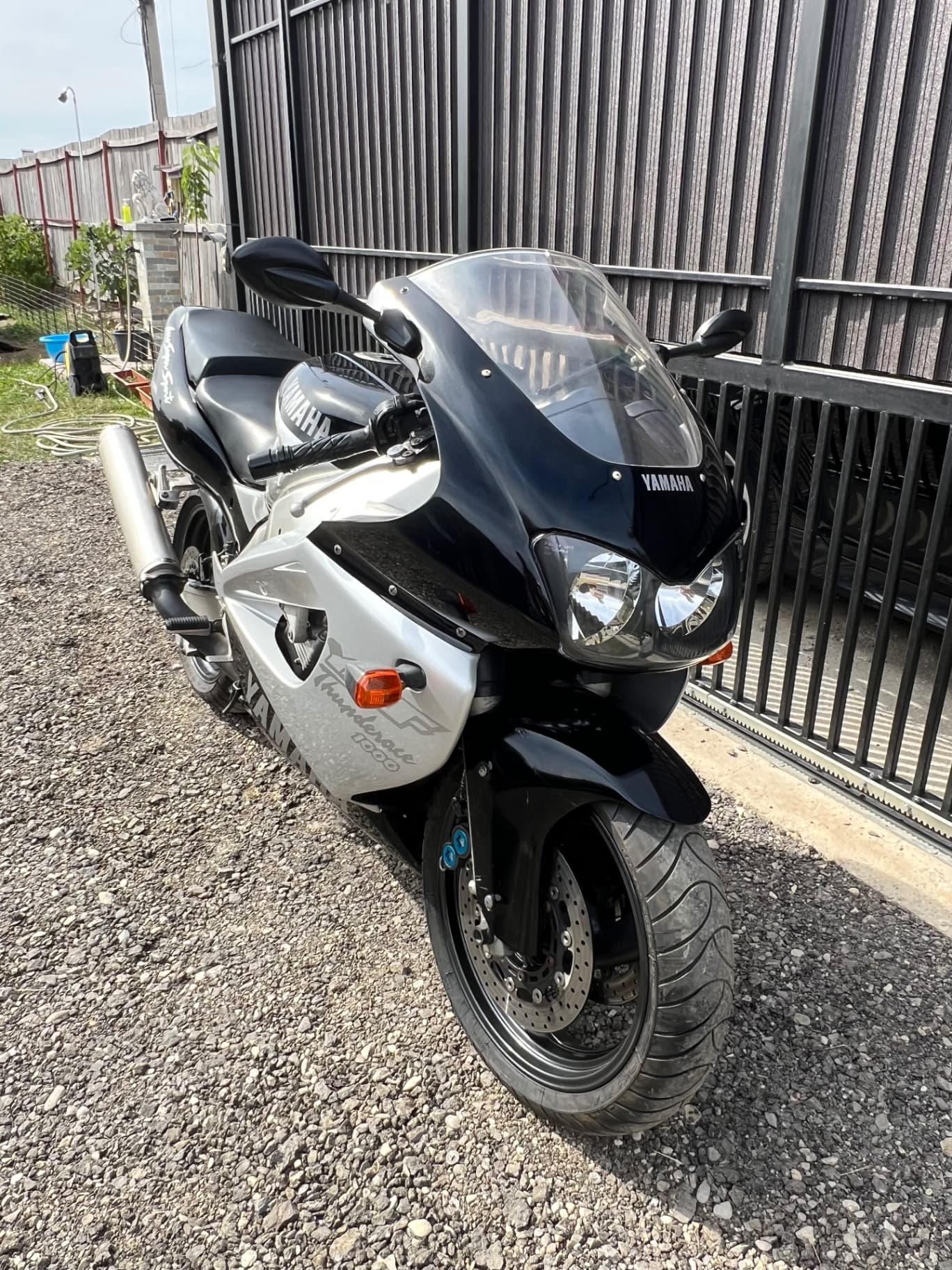 Imagine 1/15: Yamaha YZF 1000R | Yamaha R1 | Preț: 2.150 EUR | Locație: Pitești, Argeș Yamaha YZF 1000R - Yamaha - R1 - anul 2000 - Pitești, Argeș - 2.150 EUR - imagine 1 din 15 - motocicletă second hand