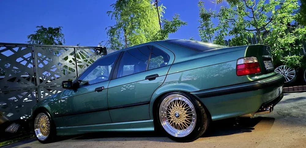 Imagine 1/8: Vand/Schimb BMW E36 (75.000km) | BMW | Preț: 6.990 EUR | Locație: București, București Vand/Schimb BMW E36 (75.000km) - BMW - anul 1991 - București, București - 6.990 EUR - imagine 1 din 8 - mașină second hand