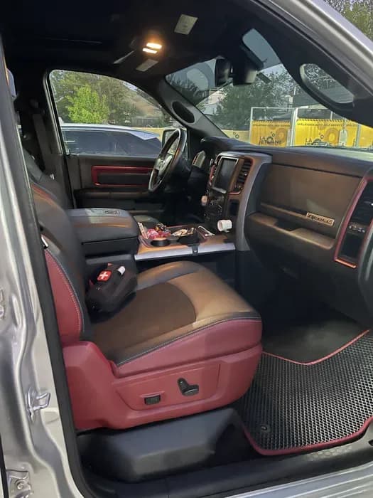 Imagine 1/6: Dodge RAM variante / schimb | Dodge RAM 1500 | Preț: 42.000 EUR | Locație: Iași, Iași Dodge RAM variante / schimb - Dodge - RAM 1500 - anul 2024 - Iași, Iași - 42.000 EUR - imagine 1 din 6 - mașină second hand