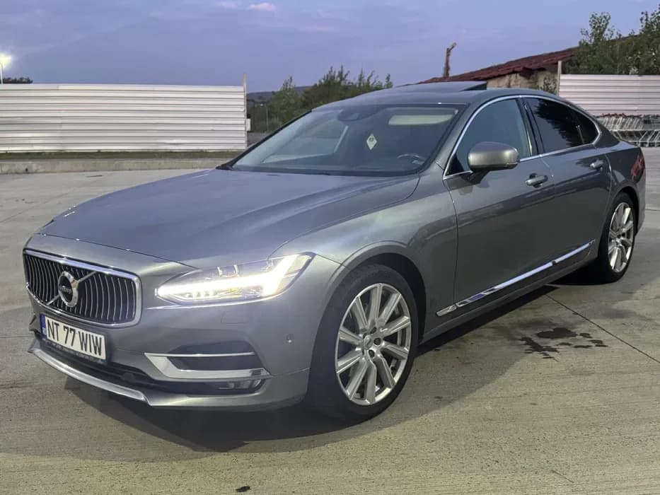 Imagine 1/8: Vand/Schimb Volvo S90 d3s inscription | Volvo | Preț: 20.000 EUR | Locație: Piatra Neamț, Neamț Vand/Schimb Volvo S90 d3s inscription - Volvo - anul 2018 - Piatra Neamț, Neamț - 20.000 EUR - imagine 1 din 8 - mașină second hand