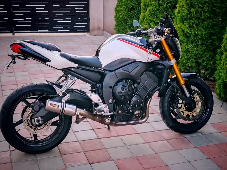 Yamaha fz1 naked schimb variante pt a2 | Preț: 4.500 EUR | Locație: Alexandria, Teleorman Yamaha fz1 naked schimb variante pt a2 - Alexandria, Teleorman - 4.500 EUR - motocicletă second hand