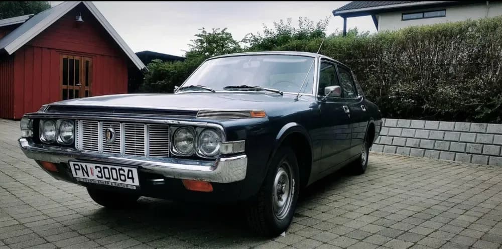 Imagine 1/8: Toyota crown 1974 vand/schimb | Toyota | Preț: 6.500 EUR | Locație: Suceava, Suceava Toyota crown 1974 vand/schimb - Toyota - anul 1974 - Suceava, Suceava - 6.500 EUR - imagine 1 din 8 - mașină second hand