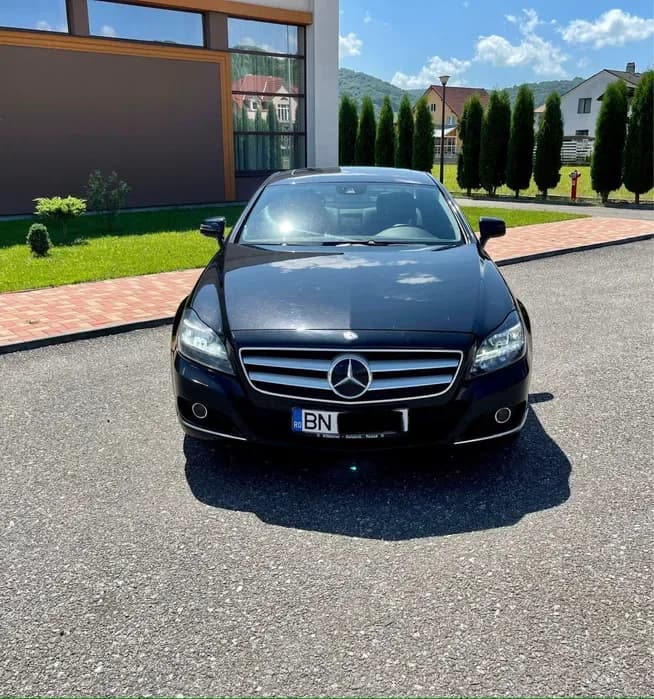 Imagine 1/8: Mercedes Benz CLS 350 d vand/schimb | Mercedes-Benz CLS | Preț: 12.000 EUR | Locație: Bistrița, Bistrița-Năsăud Mercedes Benz CLS 350 d vand/schimb - Mercedes-Benz - CLS - anul 2012 - Bistrița, Bistrița-Năsăud - 12.000 EUR - imagine 1 din 8 - mașină second hand