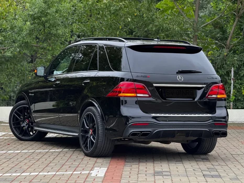 Vand/Schimb GLE63 AMG S ~ Full~ 5,5Benzina/600cp | Preț: 37.000 EUR | Locație: Botoșani, Botoșani Vand/Schimb GLE63 AMG S ~ Full~ 5,5Benzina/600cp - Botoșani, Botoșani - 37.000 EUR - mașină second hand