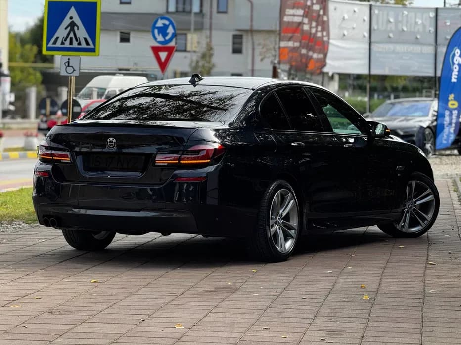 Vand/Schimb F10 525 Xdrive 2.0-218CP M Paket | Preț: 14.500 EUR | Locație: Botoșani, Botoșani Vand/Schimb F10 525 Xdrive 2.0-218CP M Paket - Botoșani, Botoșani - 14.500 EUR - mașină second hand