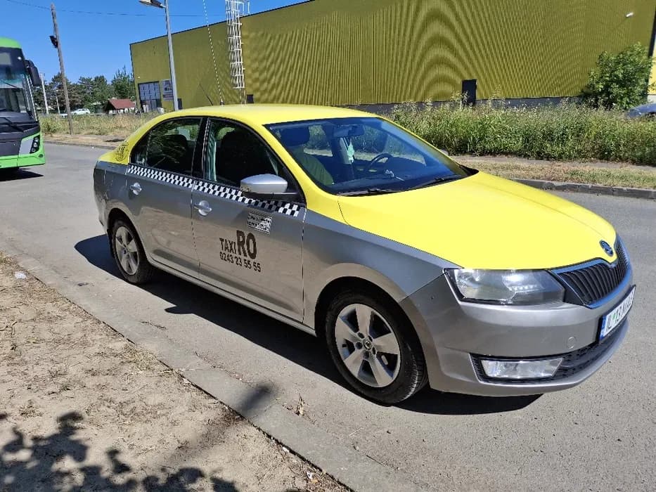 URGENT vand sau schimb Skoda Rapid 2019 | Preț: 6.250 EUR | Locație: Slobozia, Ialomița URGENT vand sau schimb Skoda Rapid 2019 - Slobozia, Ialomița - 6.250 EUR - mașină second hand